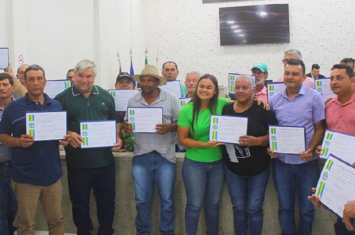 Alero homenageia produtores de cacau da Asprucaber, em Buritis