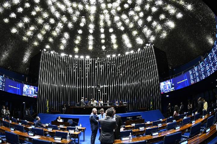 Após recesso, Congresso retoma trabalhos nesta semana