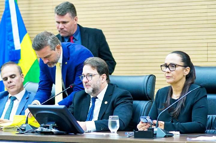 Assembleia Legislativa aprova projeto que institui Carteira da Mãe Atípica em Rondônia