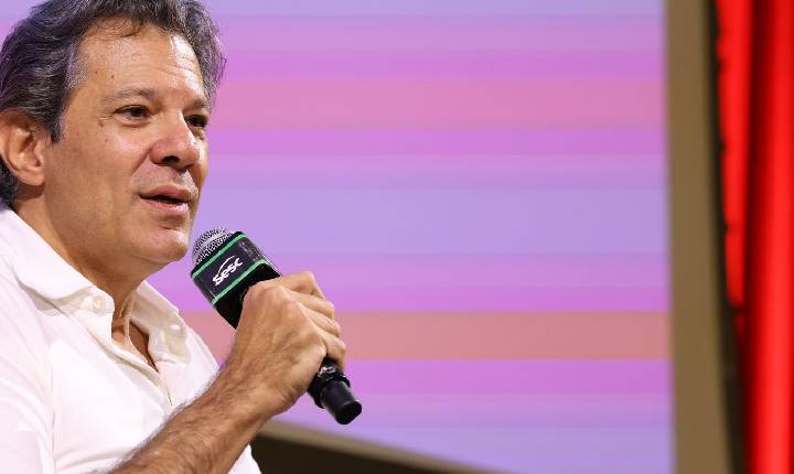 Banco Master é uma pancada no sistema bancário brasileiro, diz Haddad