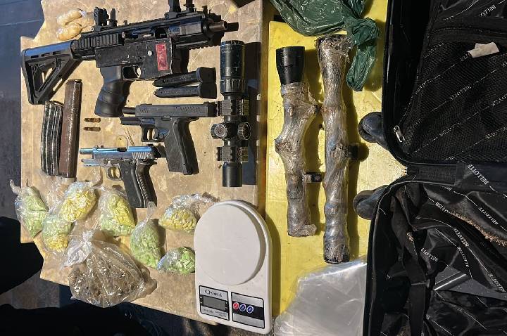 BOPE apreende armas, drogas sintéticas e munições durante operação em Porto Velho