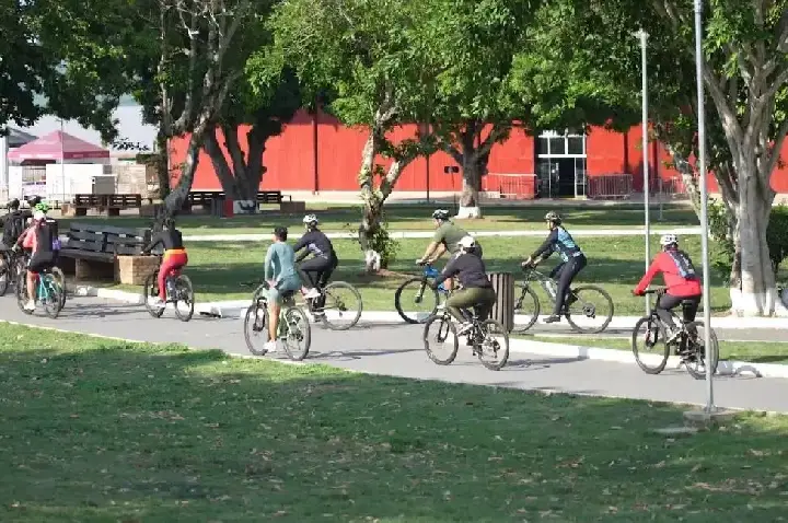 Bora de Bike reúne centenas de ciclistas e valoriza a história de Porto Velho