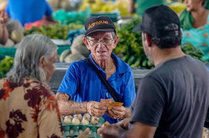 Brasil chega ao recorde de 35% dos empreendedores com registro no CNPJ