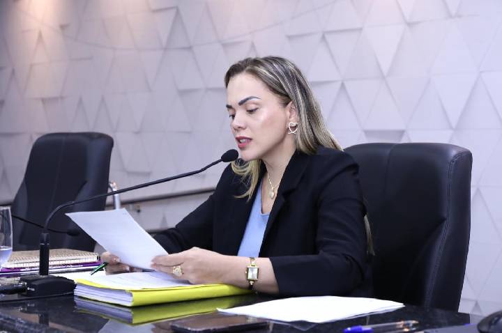 Cláudia de Jesus destina R$ 100 mil para compra de equipamentos em Campo Novo