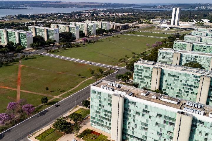 Dia do Servidor Público: ponto facultativo será na sexta-feira
