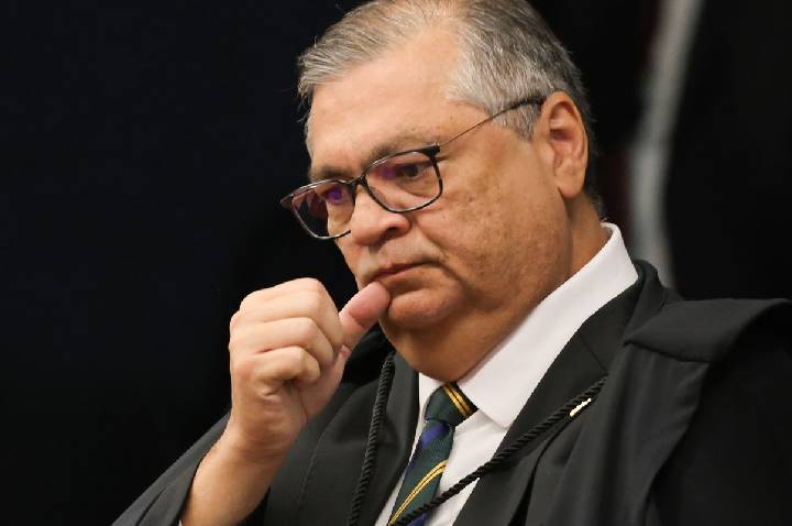 Dino questiona atuação conjunta da CVM e BC para impedir fraudes