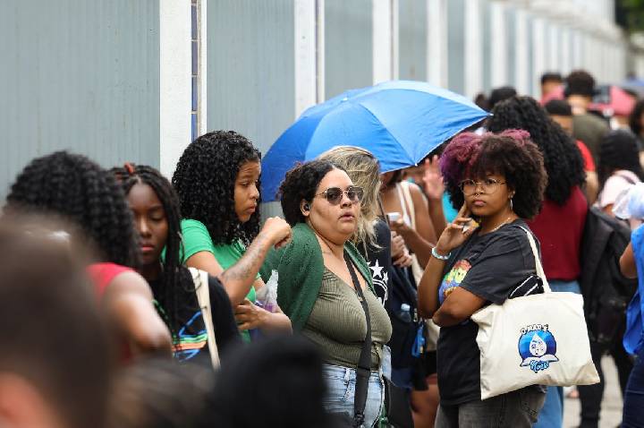 Enem: mulheres e pardos lideram inscrições; confira o painel do Inep