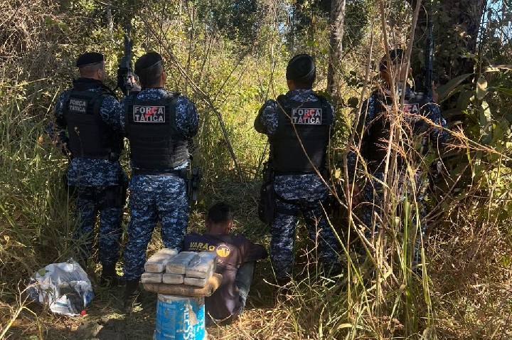 Força Tática apreende grande quantidade de maconha e conduz adolescente por ato infracional em Porto Velho