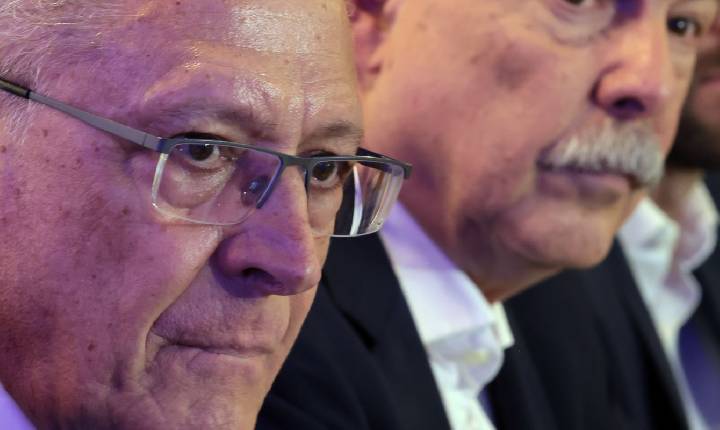 Governo prepara plano para socorrer setores afetados por tarifaço