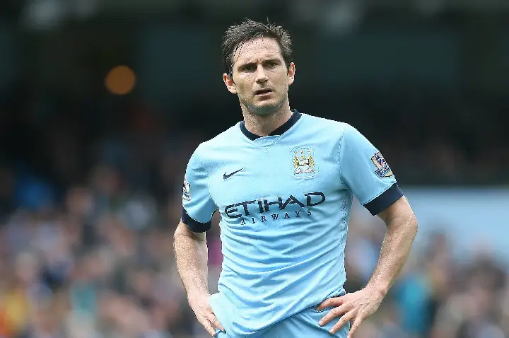 ‘Há muitas coisas que não se sabe’: Lampard esteve no City em temporada investigada, mas se distancia do caso