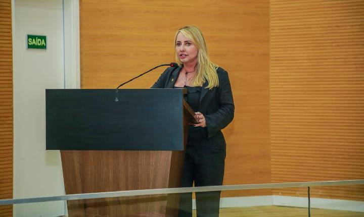 Ieda Chaves indica compra de caminhonete 4x4 para fortalecer atendimento do CAPS em Vilhena