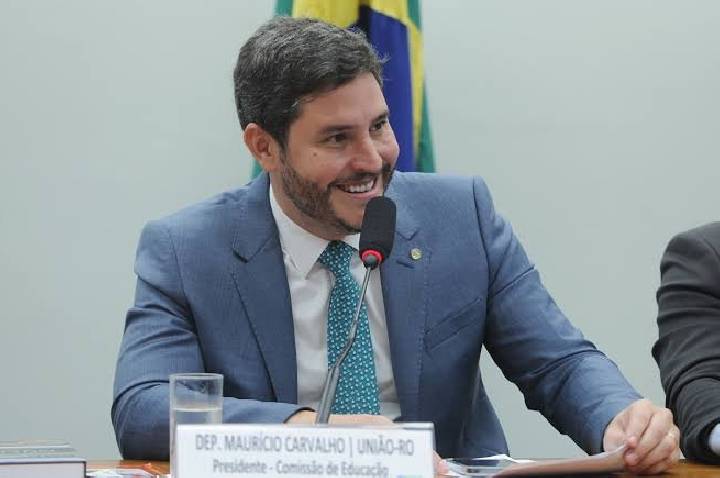 Maurício Carvalho recebe R$ 1 milhão do União Brasil para disputar reeleição à Câmara