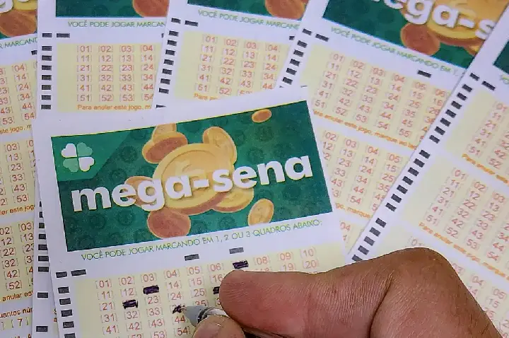 Mega-Sena acumula para R$ 30 milhões; confira os números sorteados