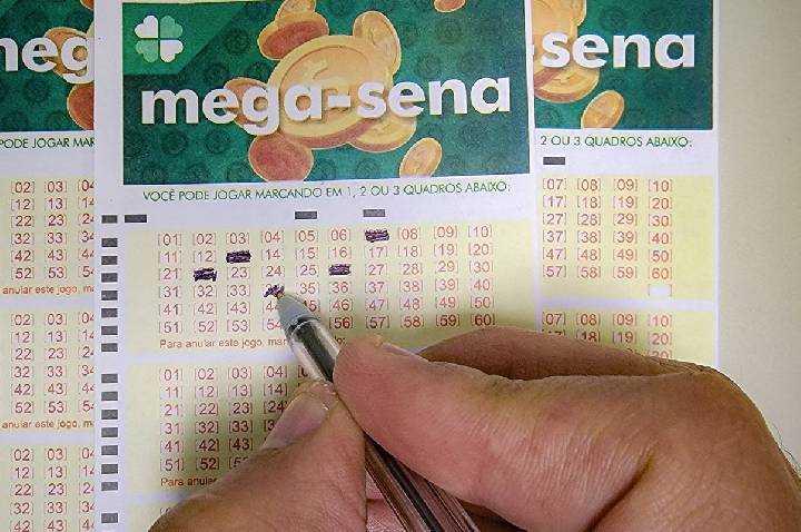 Mega-Sena sorteia prêmio acumulado de R$ 48 milhões neste domingo
