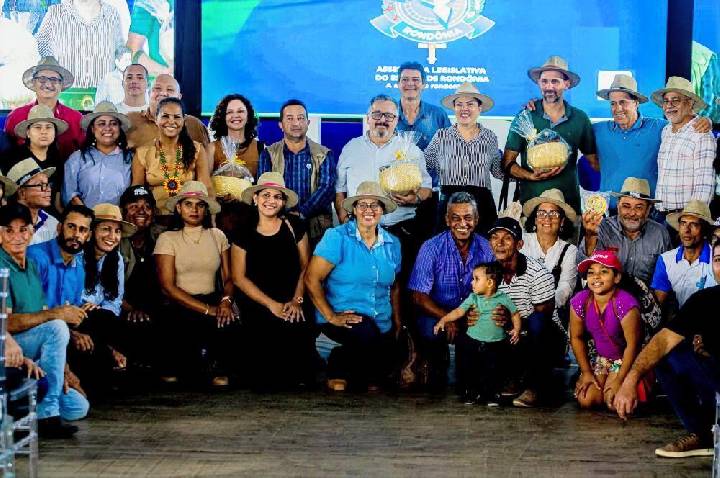 Mesa-redonda na 13ª RRSI apresenta modelo de sucesso para fortalecimento das agroindústrias familiares