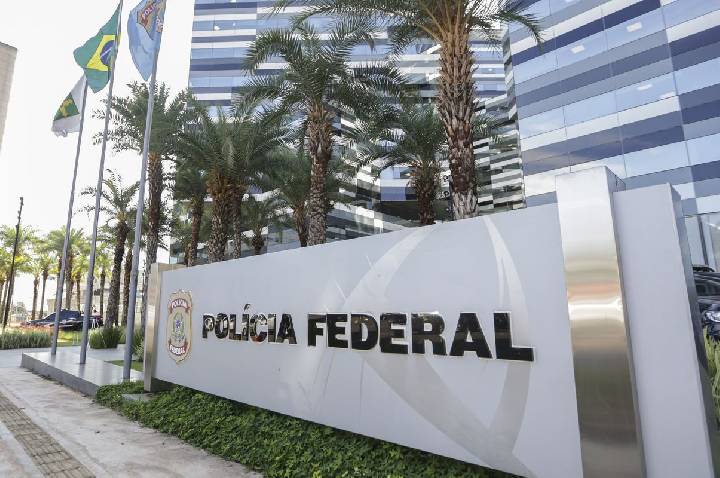 PF faz buscas em gabinete de magistrado que absolveu estuprador