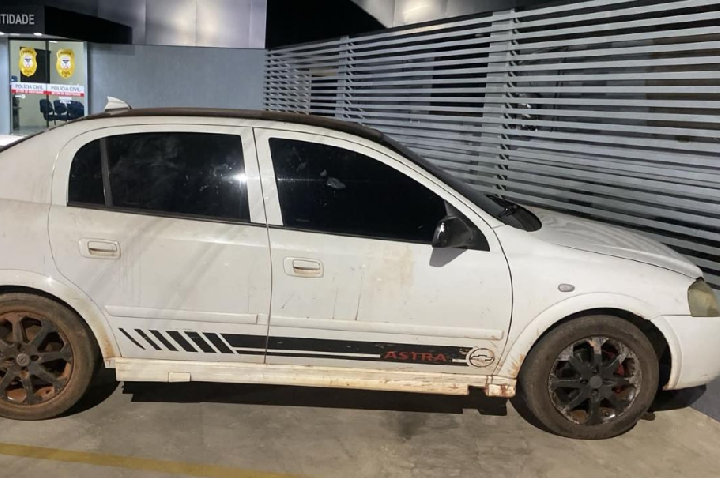 Polícia Militar recupera veículo furtado após tentativa de fuga em Pimenta Bueno
