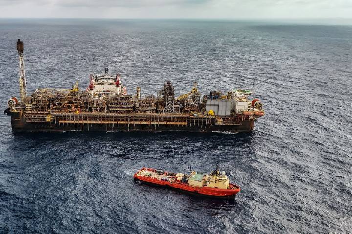 Produção de petróleo e gás no Brasil cresce 14% no 2º trimestre