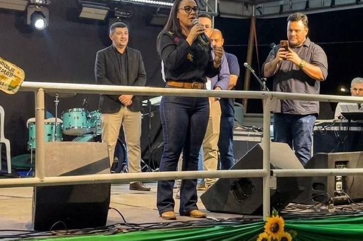 Rosangela Donadon destaca quase R$ 3 milhões destinados para Cabixi durante Festa do Milho