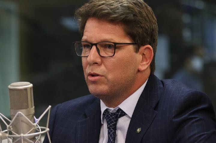 STF apura emenda parlamentar para produtora de filme sobre Bolsonaro