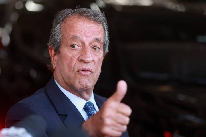 Valdemar decide repassar R$ 3 milhões a cada deputado que será candidato