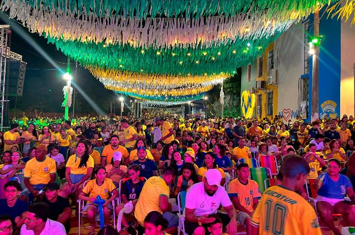 Venha para a Rua do Hexa assistir ao jogo do Brasil na Copa do Mundo