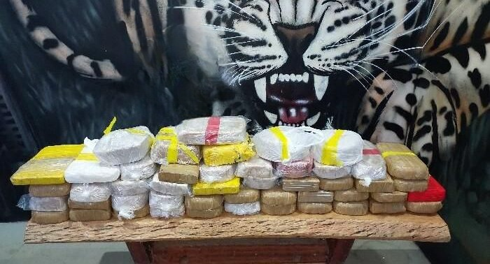 BPFRON prende taxista e passageiros com 50kg de drogas que seriam entregues em Porto Velho