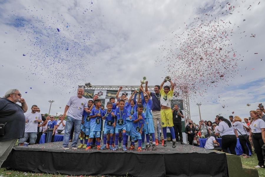 TALENTOS DO FUTURO: Programa incentiva o esporte em várias modalidades e descobre novos talentos