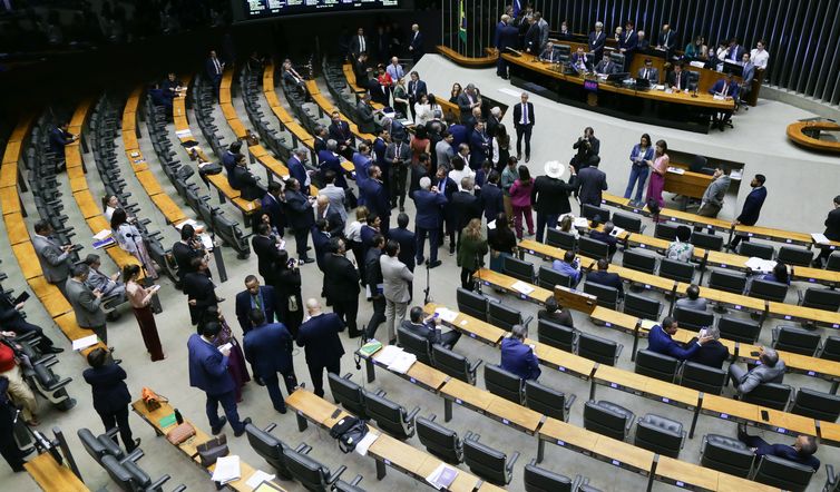 Congresso dá 10 dias para governo ter alternativa ao aumento do IOF