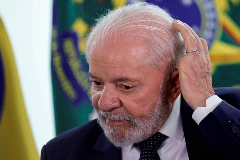 Lula é vaiado em evento com prefeitos em Brasília