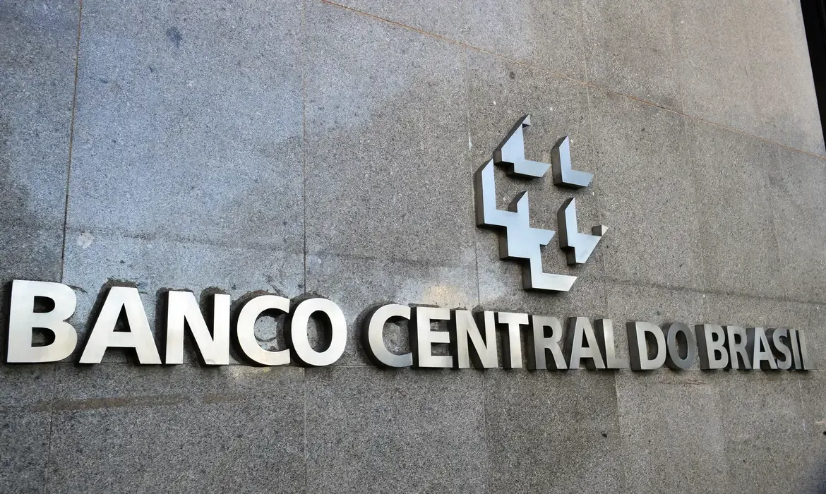 Brasil registra déficit nas contas externas de US$ 2,9 bilhões em maio