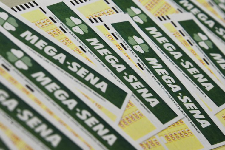 Mega-Sena sorteia nesta terça-feira prêmio estimado em R$ 3,5 milhões