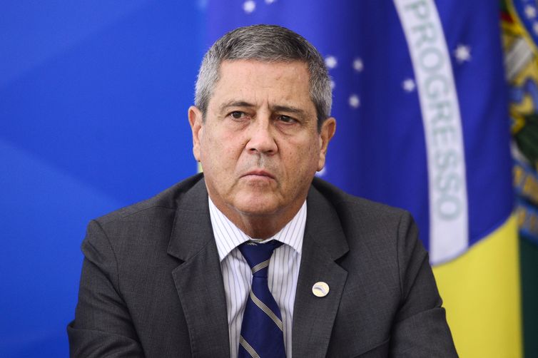 PF diz que Braga Netto foi 