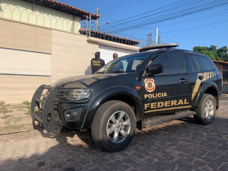 PF prende, no Rio, homem que vendia remédios sem licença