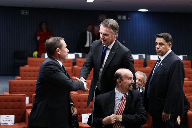 STF revoga prisão de Mauro Cid após decisão inicial que determinava sua detenção