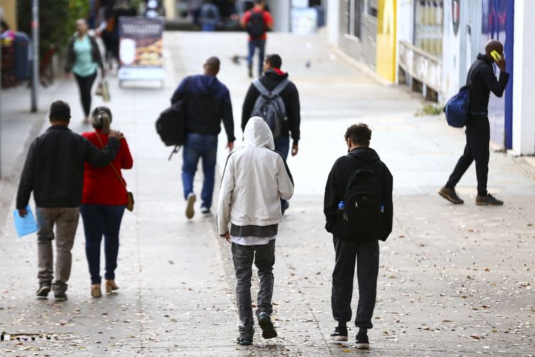 Temperatura deve cair para 5º graus em São Paulo