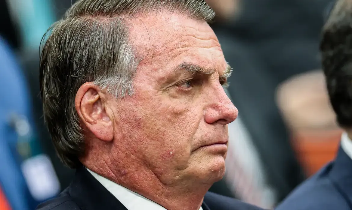 PF CUMPRE MANDADOS EM ENDEREÇOS DE BOLSONARO EM BRASÍLIA