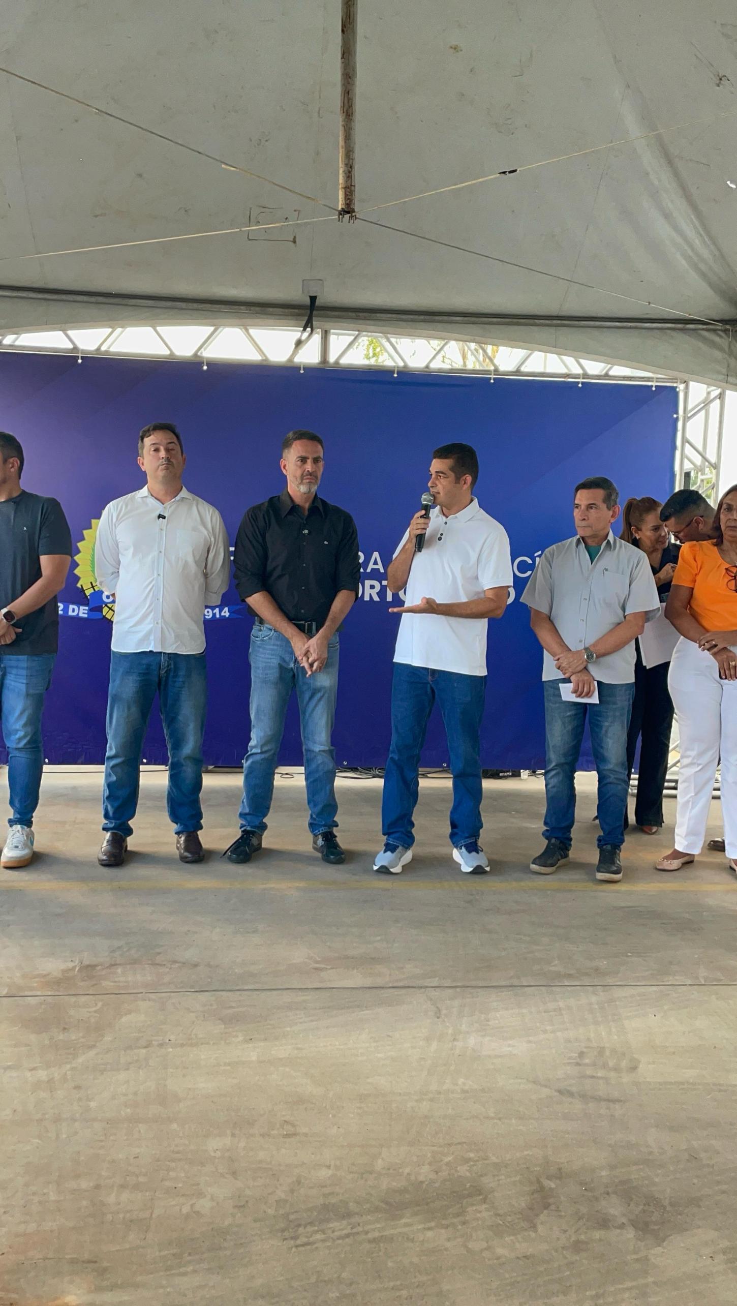 Vereador Adalto prestigia entrega de 34 novos microscópios para o Laboratório Municipal de Porto Velho