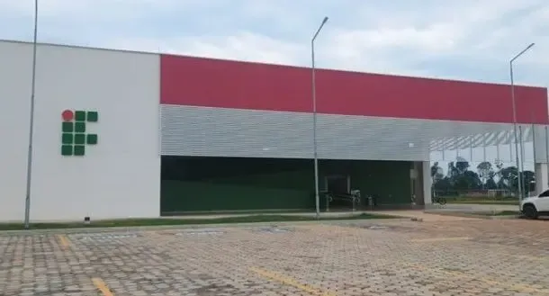 Vagas para curso de Costureira no Campus Colorado do Oeste