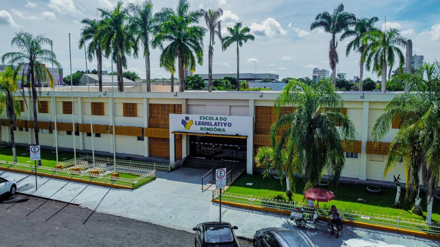 Deputada Dra. Taíssa anuncia cursos gratuitos em parceria com a Escola do Legislativo em Guajará-Mirim