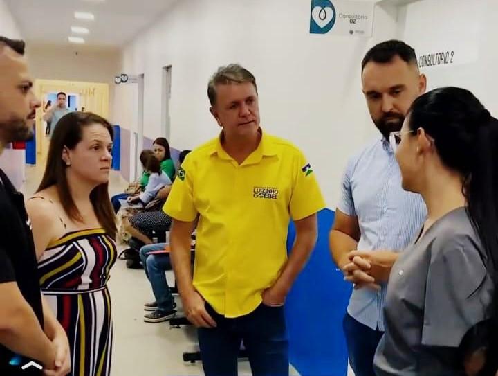 Deputado Luizinho Goebel visita Hospital Regional de Vilhena e conversa com pacientes e profissionais da saúde