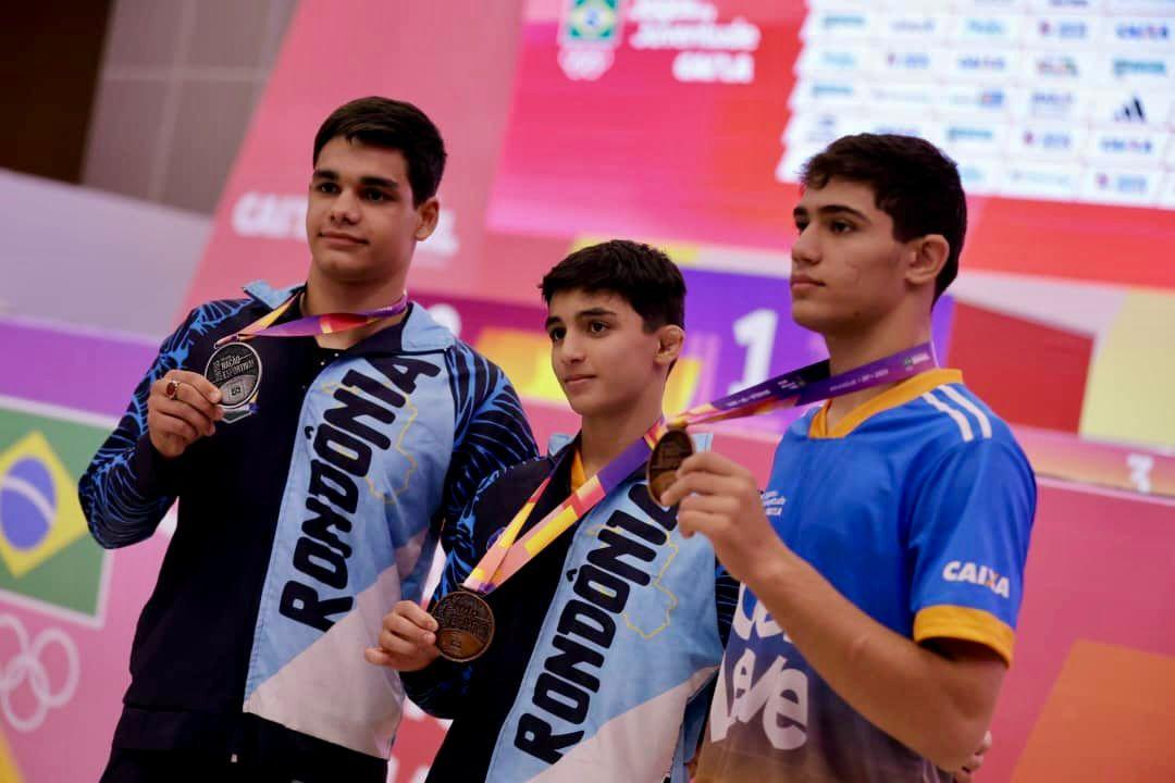 Irmandade que brilha: medalhas