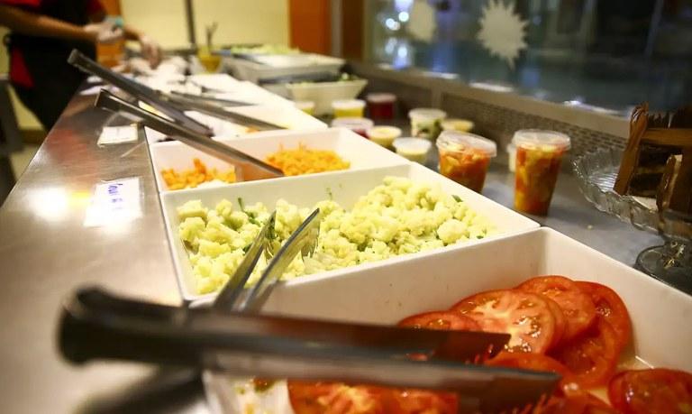 Assembleia Legislativa aprova reajuste do auxílio-alimentação para servidores da Educação