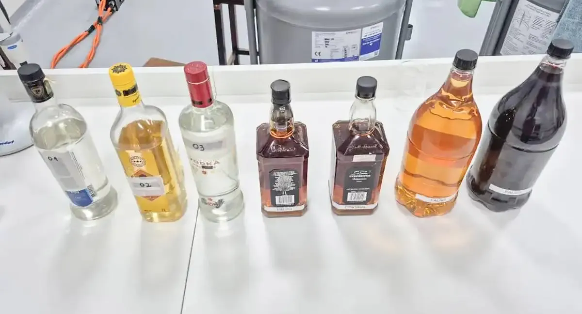 Polícia Federal apura uso de metanol abandonado para adulteração de bebidas