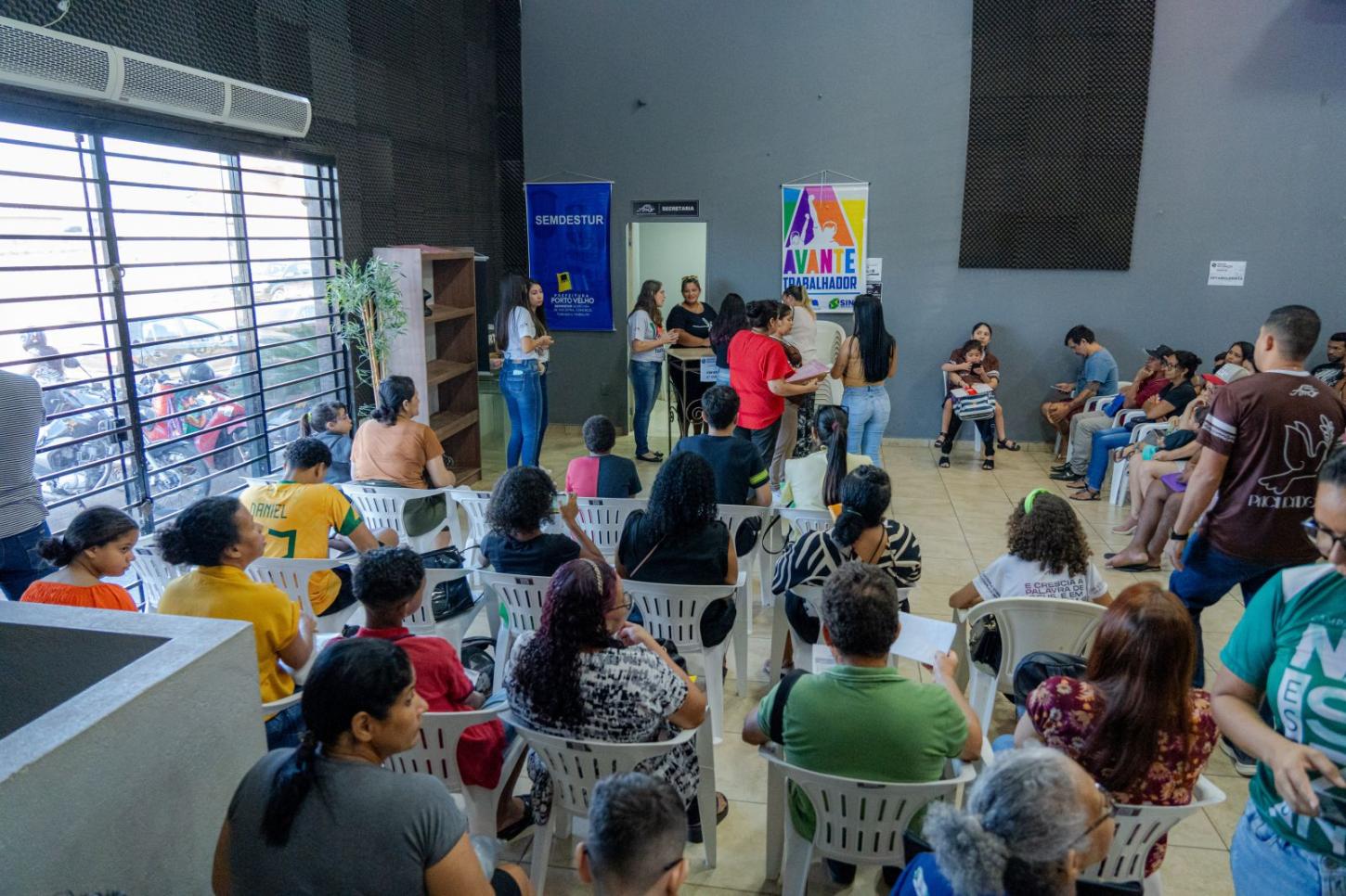 Sine Municipal está com 168 vagas de empregos disponíveis nesta segunda-feira