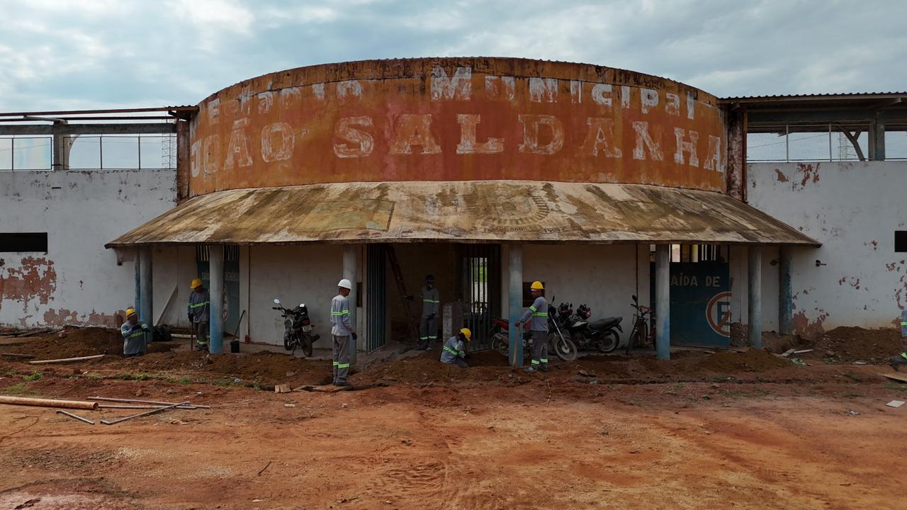 Dra. Taíssa comemora avanço das obras do Estádio João Saldanha em Guajará-Mirim