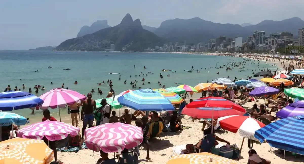 Rio de Janeiro bate recorde de turistas internacionais em 2025 com 1,8 milhão de visitantes