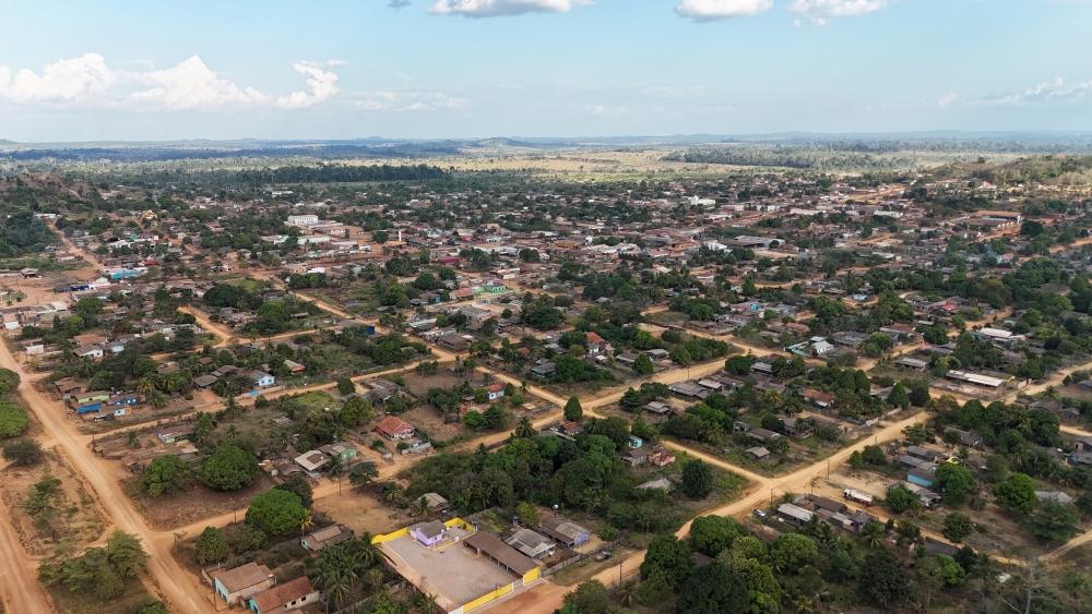 Dra. Taíssa parabeniza União Bandeirantes pelos 26 anos de história e desenvolvimento