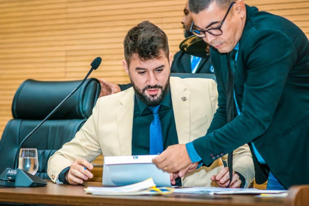 Alero aprova projeto do deputado Nim Barroso sobre regularização do IPVA durante abordagens policiais