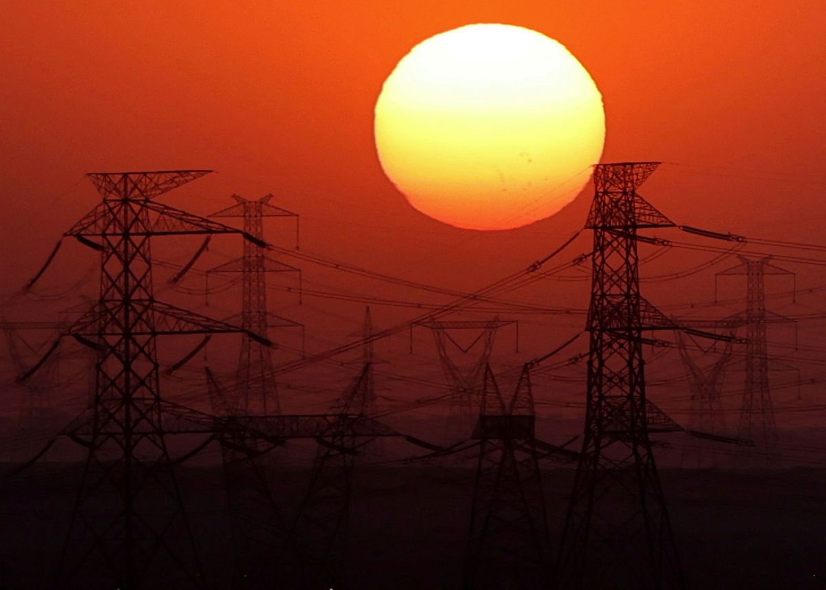 China produz 40% a mais de eletricidade do que EUA e UE juntos, diz estudo